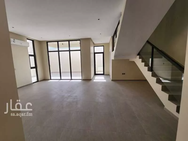 فيلا 5 غرف في الرمال 5