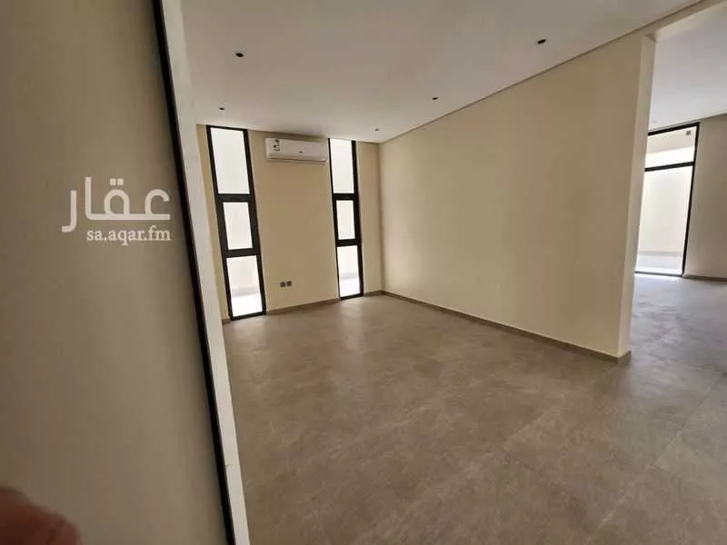 فيلا 5 غرف في الرمال 4