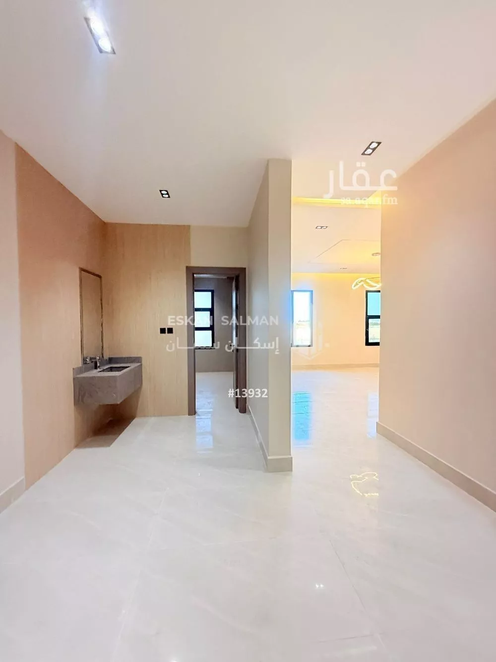 8 bedroom villa in Al Amwaj 4