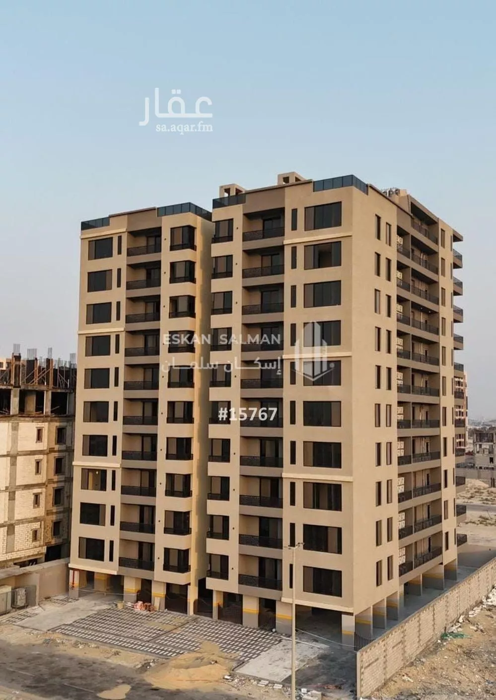 شقة 5 غرف في ضاحية الملك فهد 1