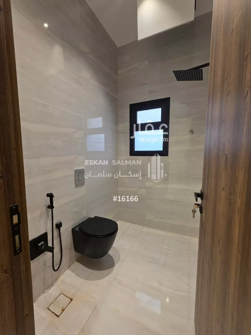 فيلا 11 غرف في الشرق 5