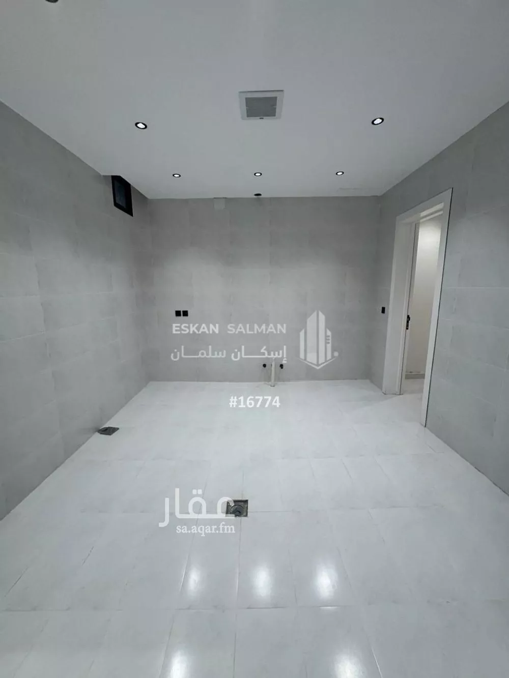 شقة 5 غرف في النظيم 4