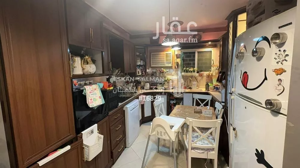 شقة 5 غرف في النسيم 5