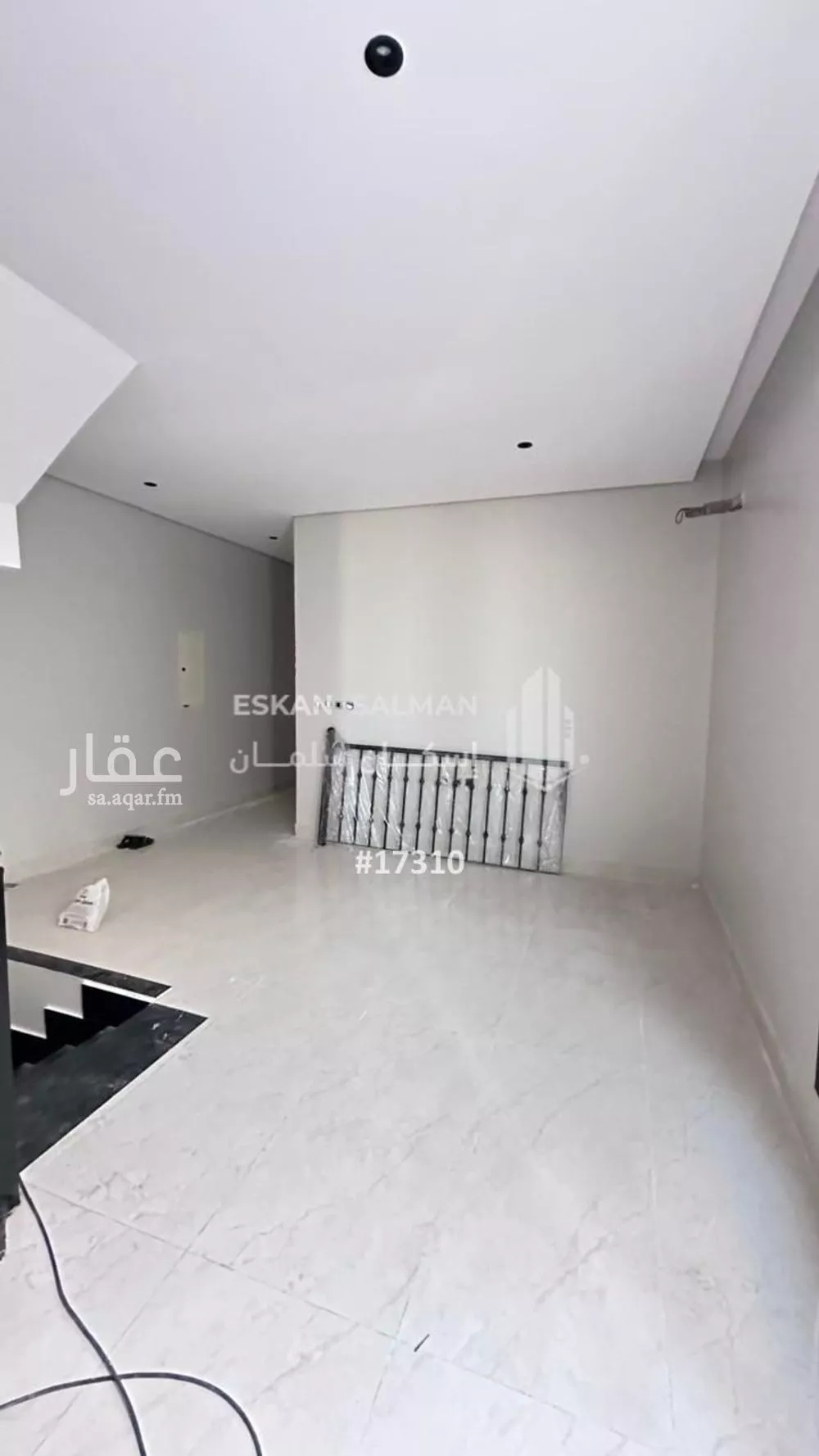 فيلا 7 غرف في العقيق 2