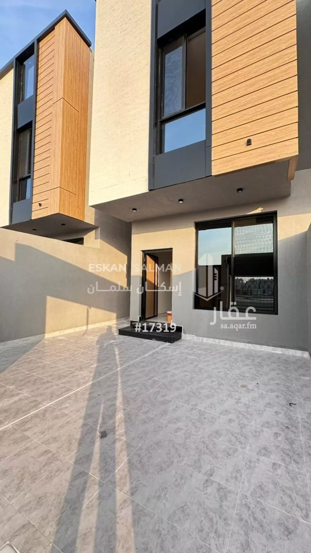 فيلا 6 غرف في العقيق 5