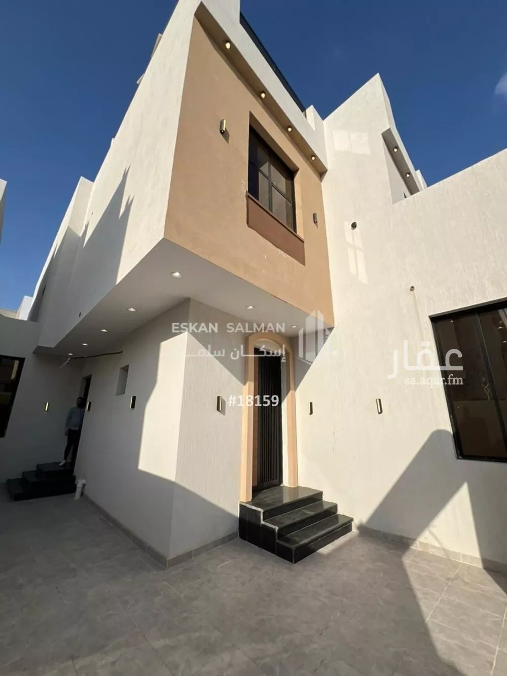 فيلا 8 غرف في بحرة 4