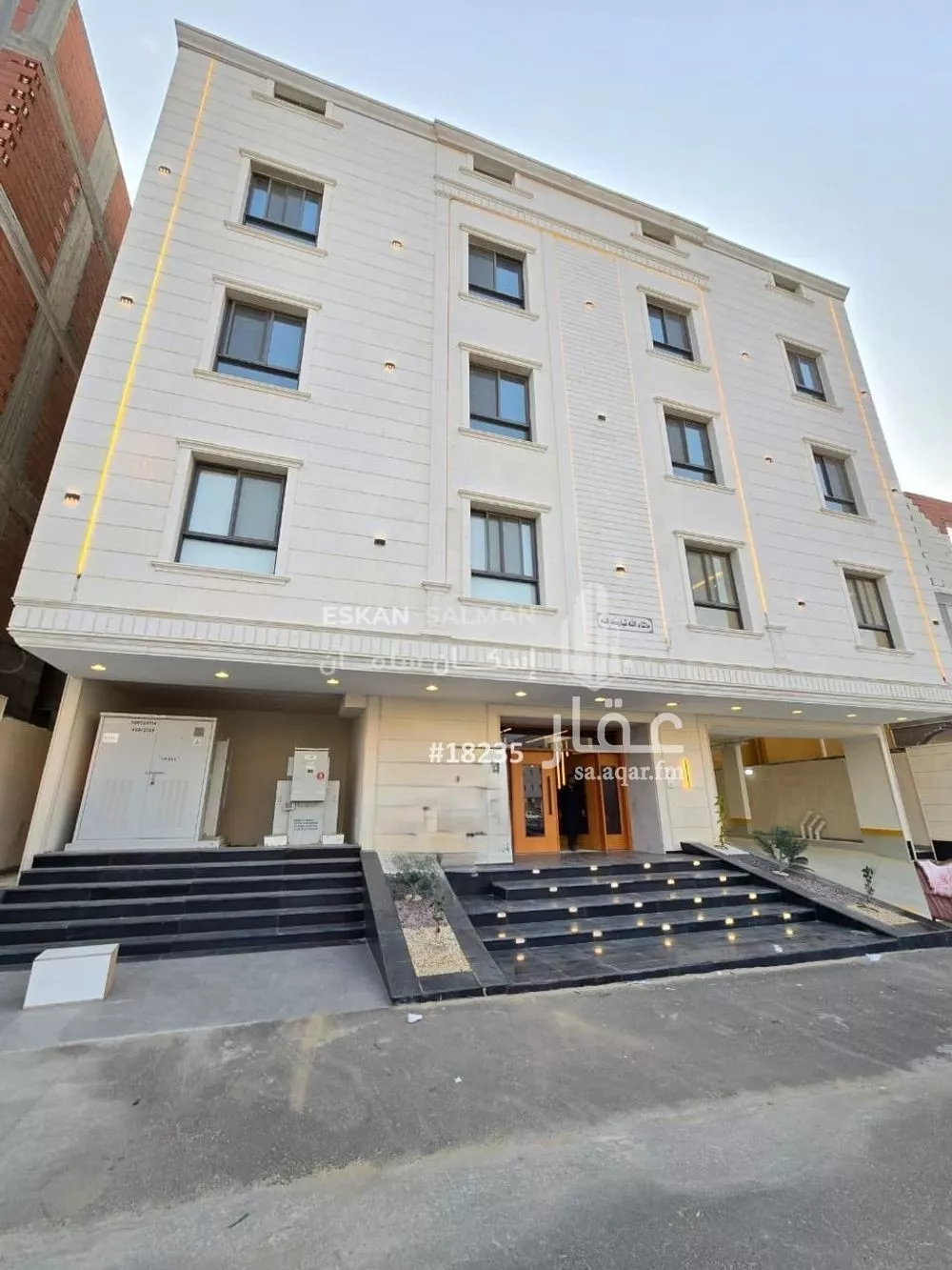 6 bedroom apartment in King Fahd 1