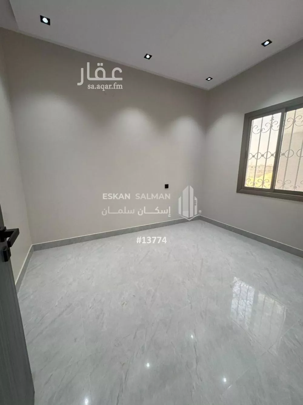 فيلا 8 غرف في عكاظ 3