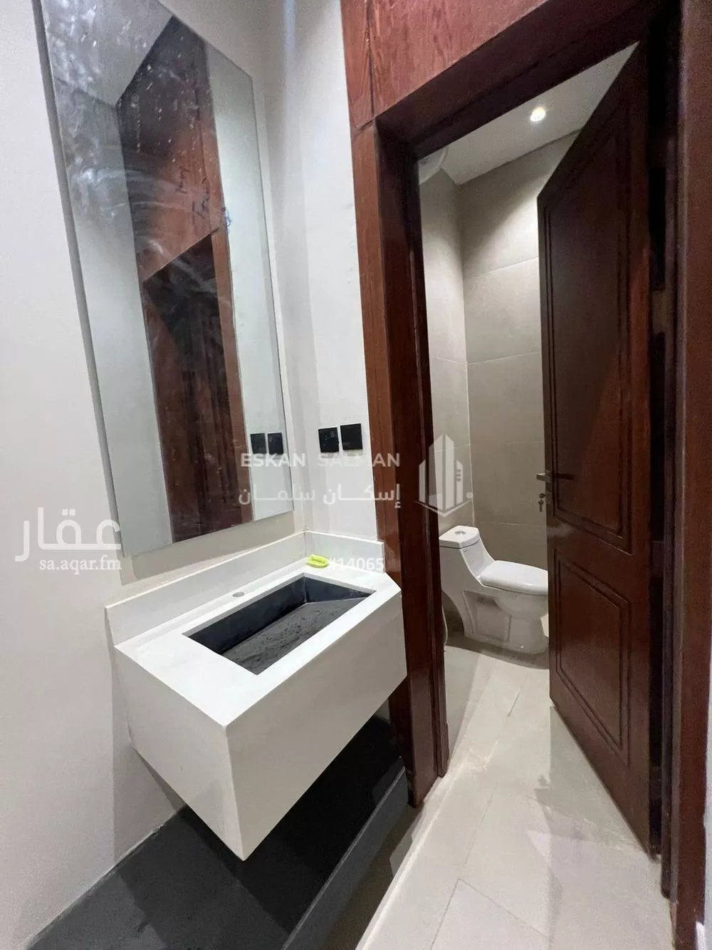 شقة 5 غرف في النظيم 4