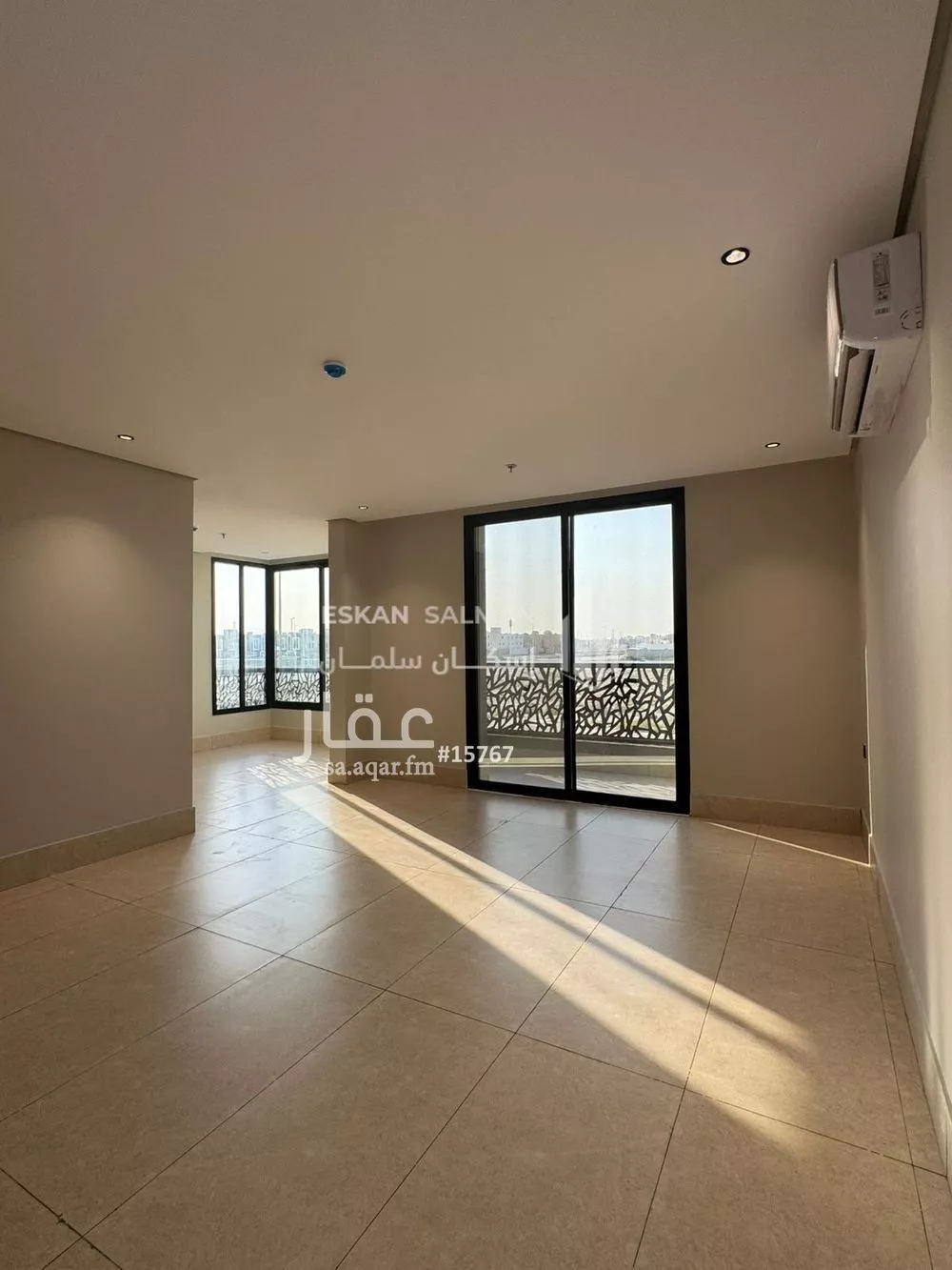 شقة 5 غرف في ضاحية الملك فهد 5