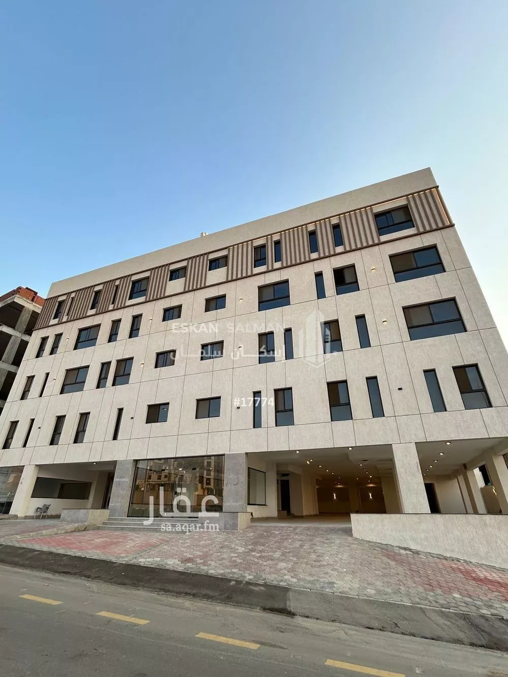 شقة 7 غرف في طيبة 1