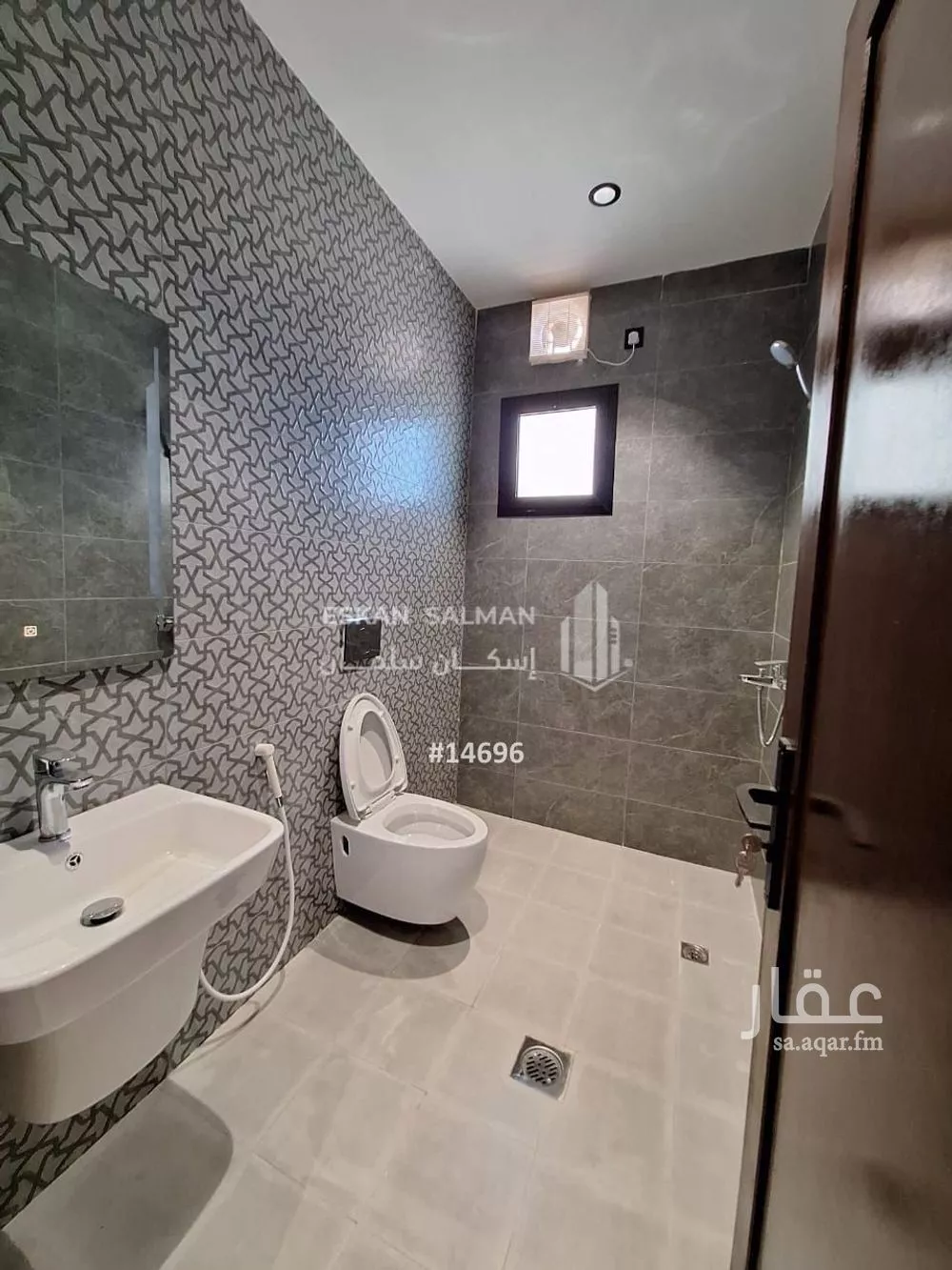 شقة 6 غرف في مشرفة 2