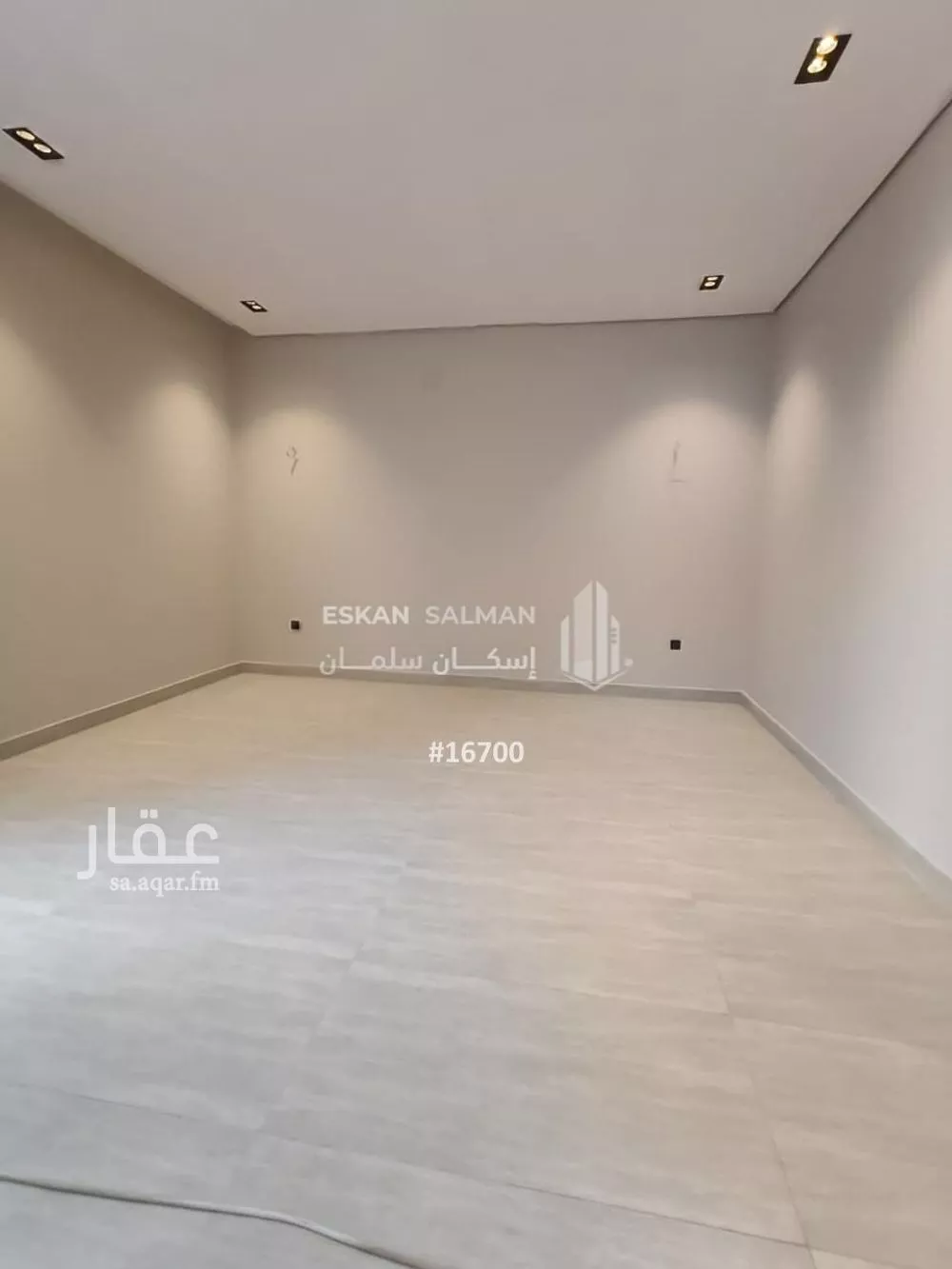 فيلا 9 غرف في الرمال 2