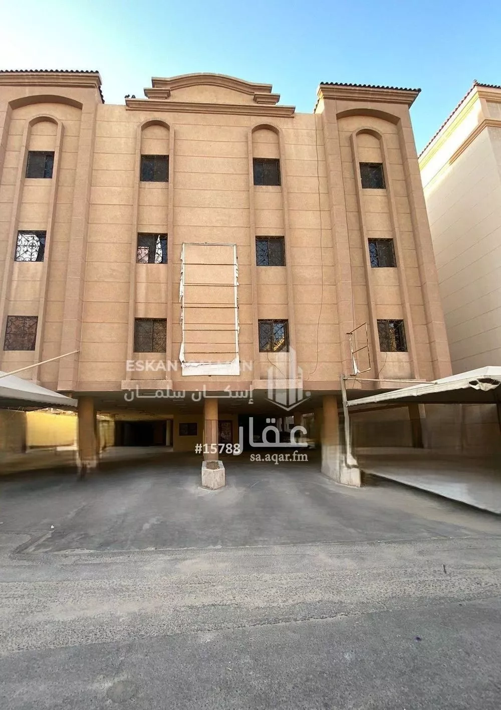 شقة 5 غرف في الزهور 1