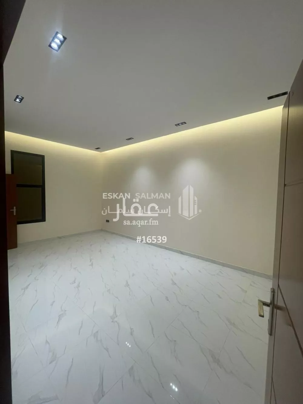 شقة 5 غرف في الرمال 2