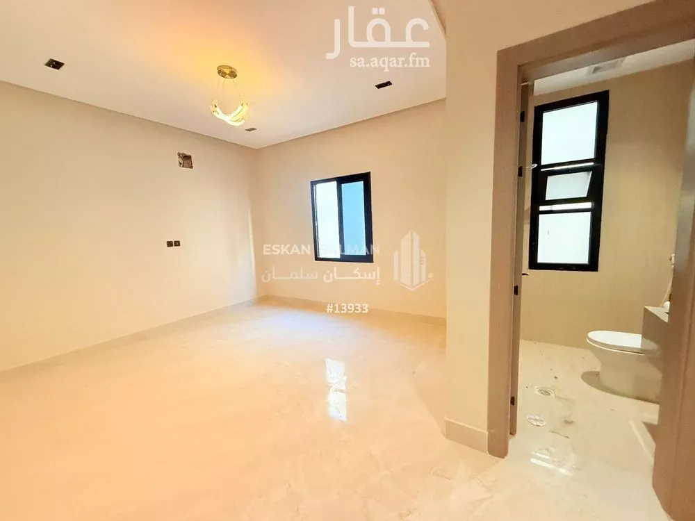 فيلا 9 غرف في الامواج 4