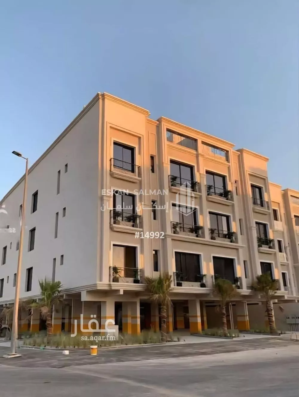 شقة 7 غرف في الامير محمد بن سعود 1