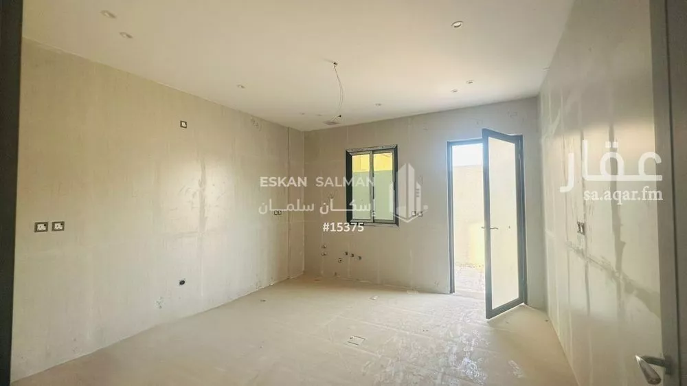 دور 5 غرف في ضاحية الملك فهد 4