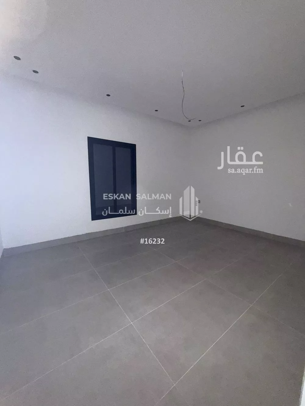 فيلا 12 غرف في الامواج 3