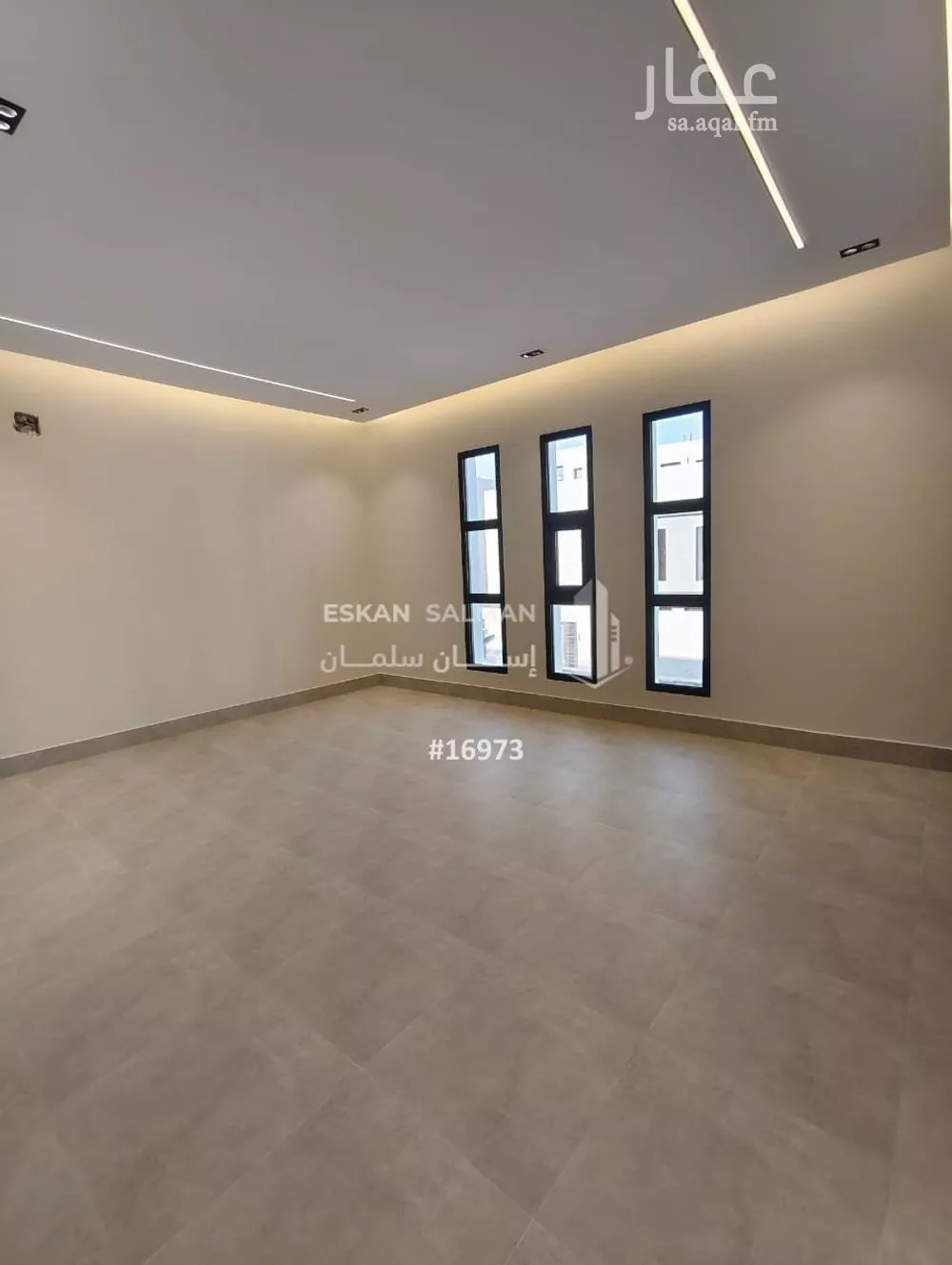 فيلا 8 غرف في عكاظ 4