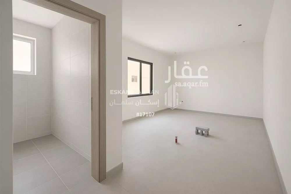 فيلا 5 غرف في ضاحية الملك فهد 2