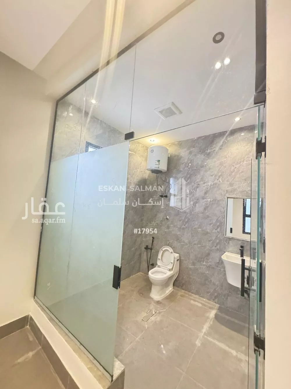 فيلا 5 غرف في بدر 4