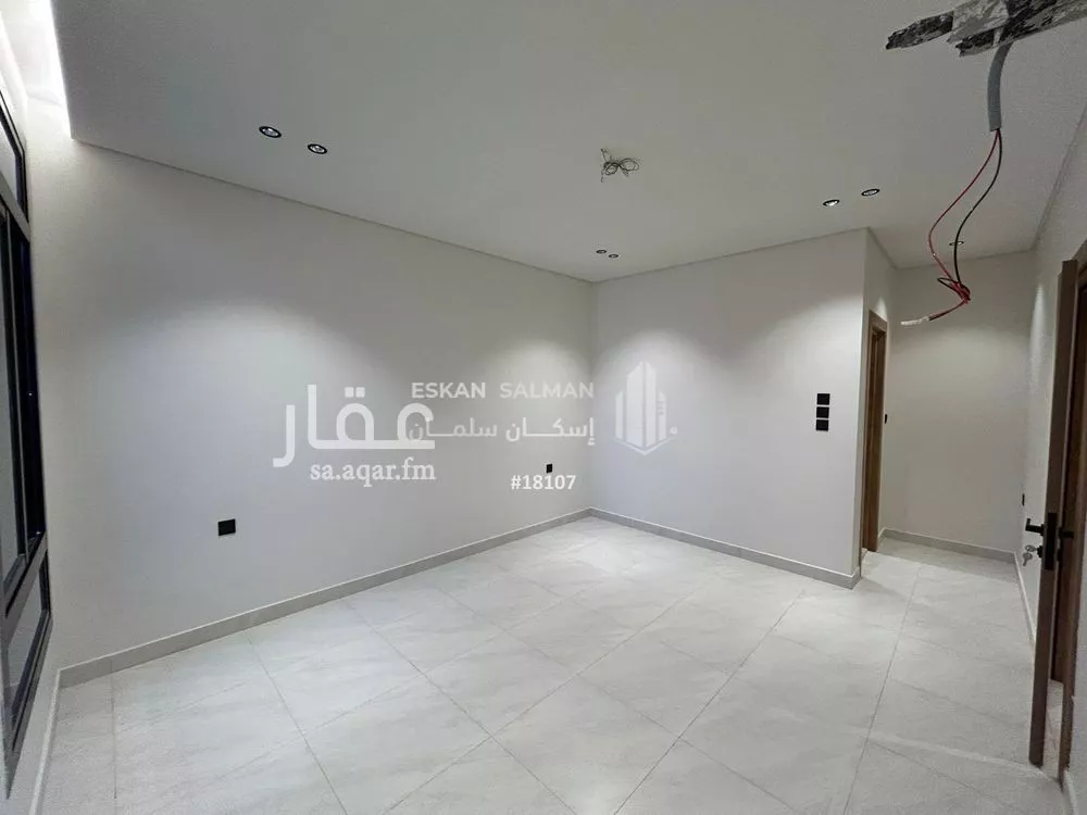 4 bedroom apartment in Al Rawdah 5