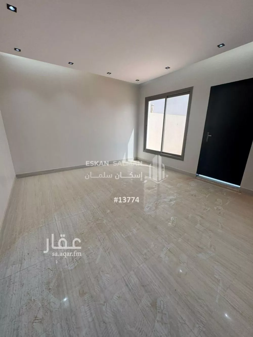 فيلا 8 غرف في عكاظ 4