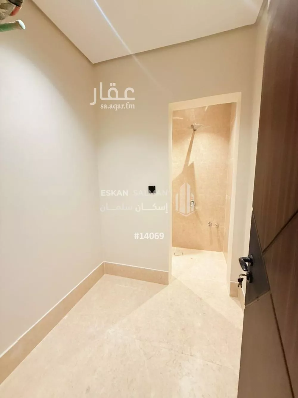 شقة 4 غرف في الحمرا 2