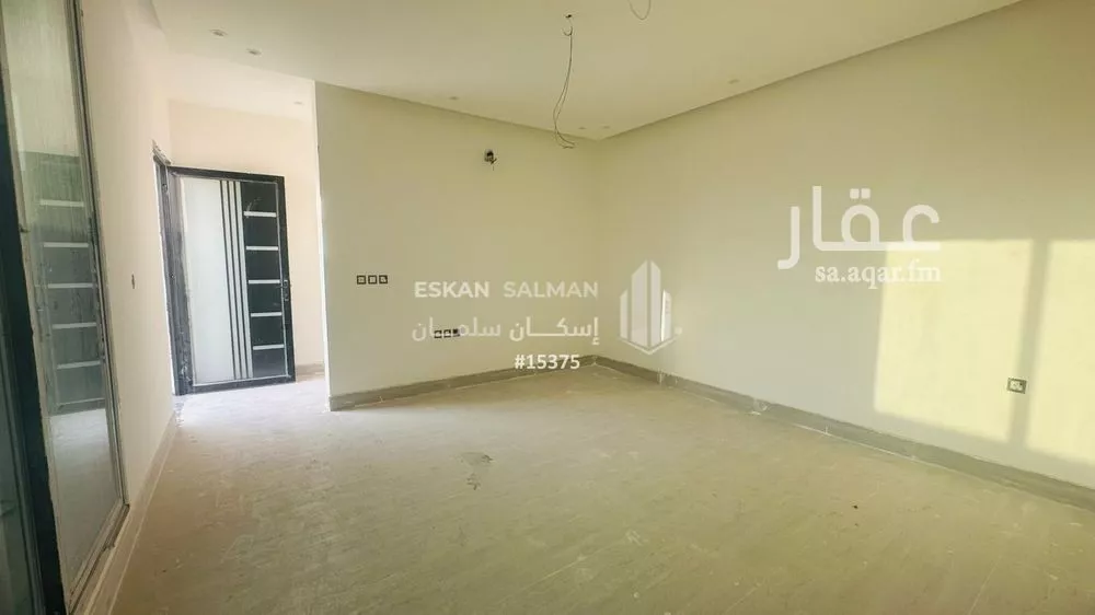 دور 5 غرف في ضاحية الملك فهد 2