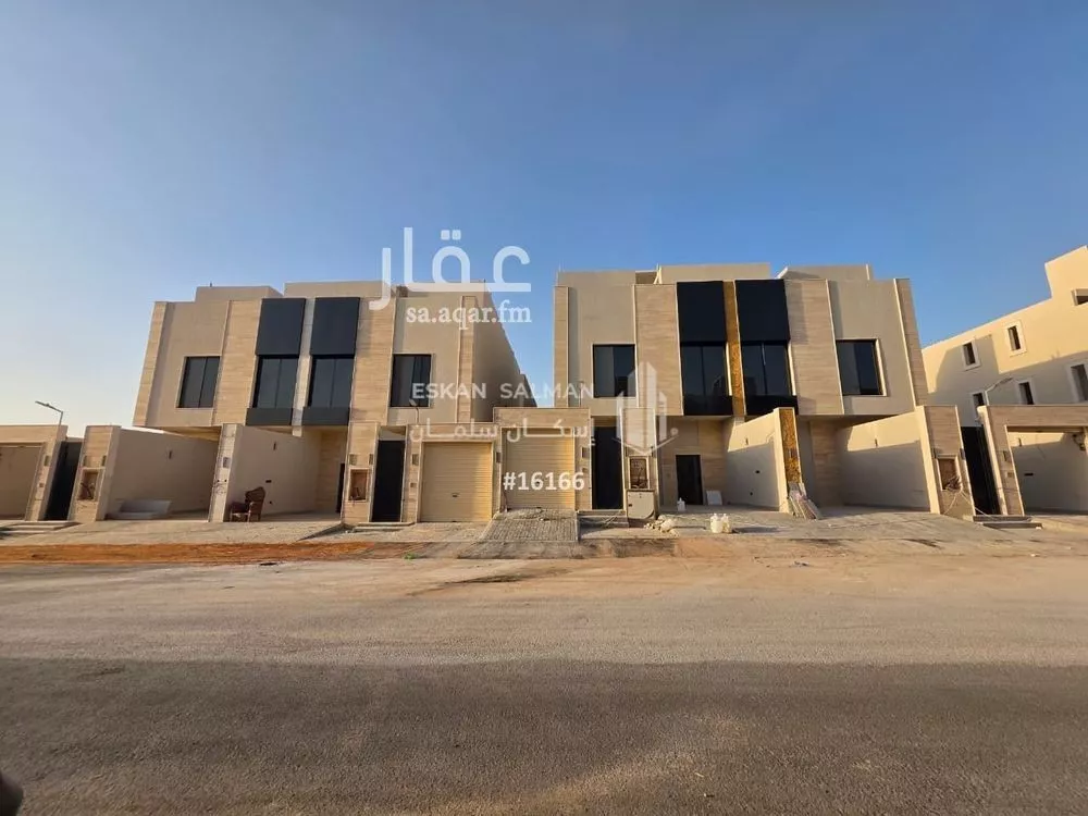 فيلا 11 غرف في الشرق 1