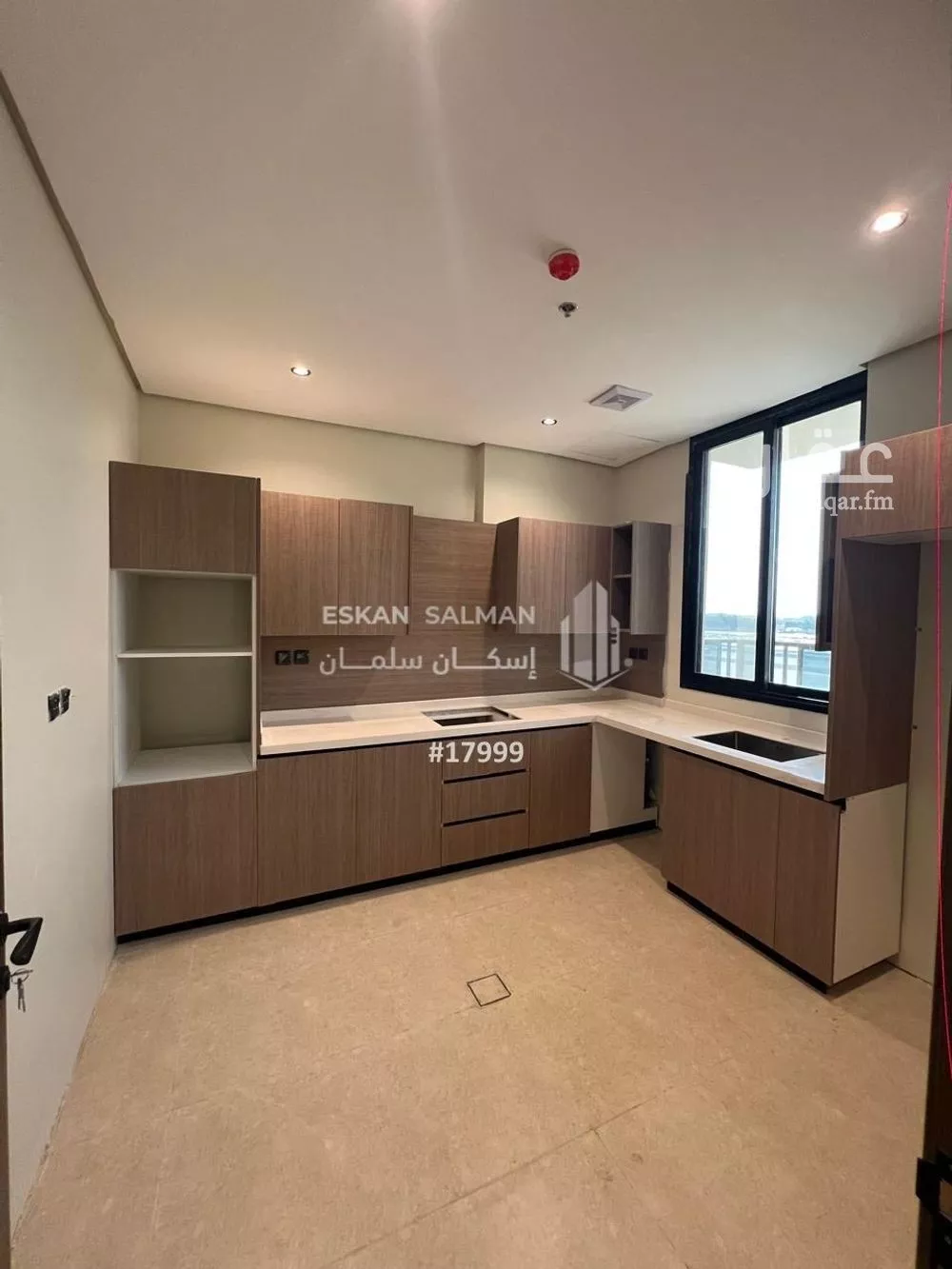 شقة 4 غرف في طيبة 3