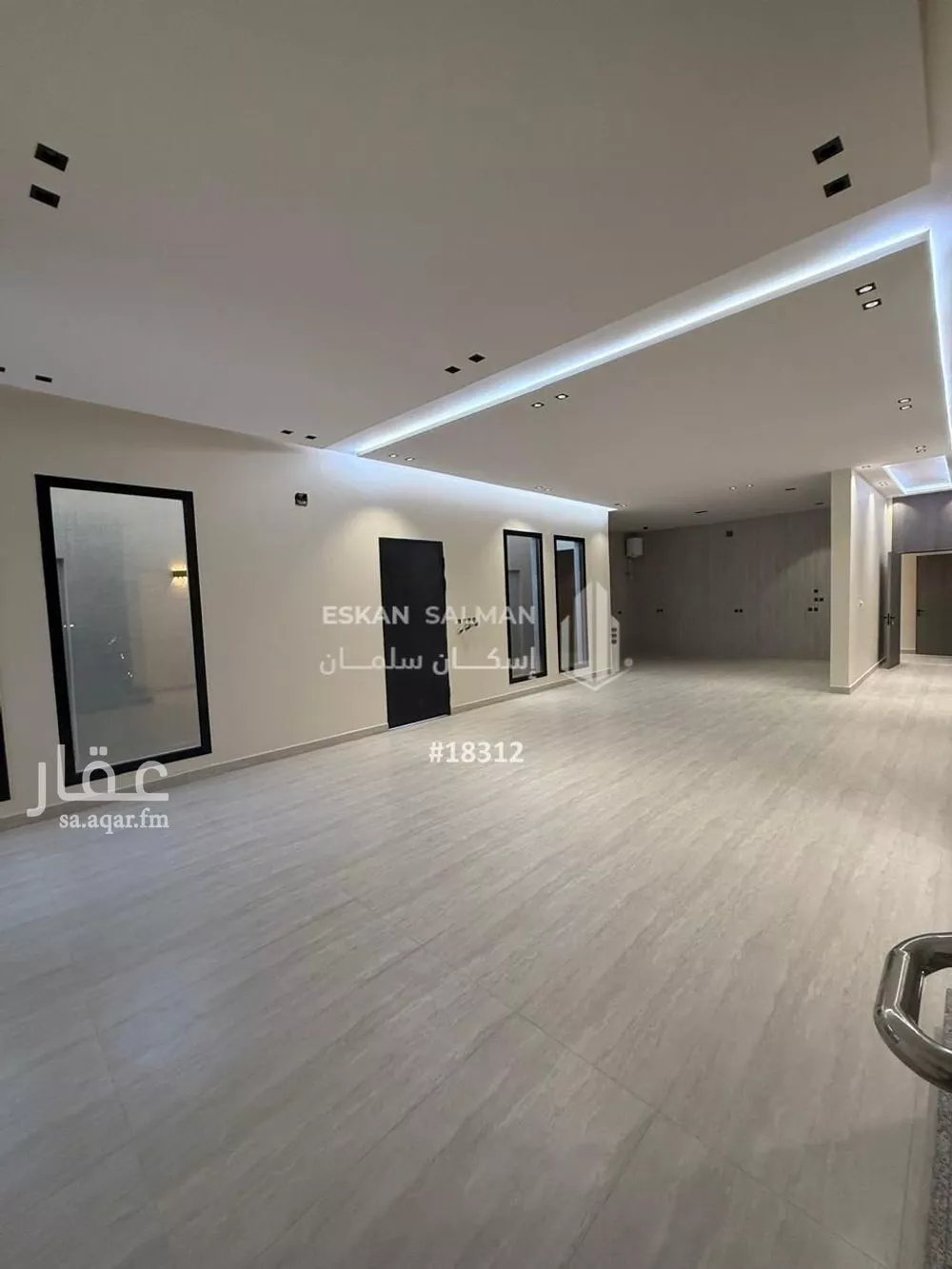 شقة 5 غرف في السعادة 5