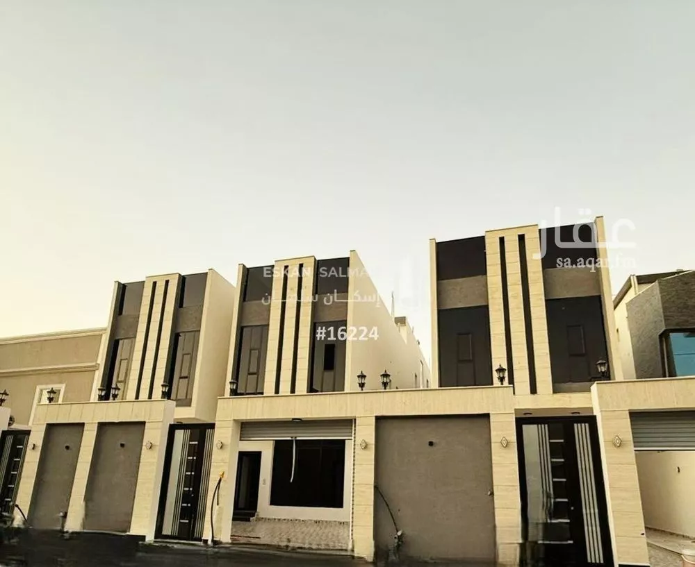 فيلا 12 غرف في الامواج 1