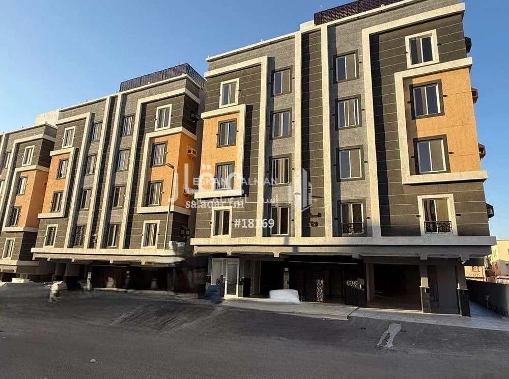 شقة 8 غرف في ابرق الرغامة 1