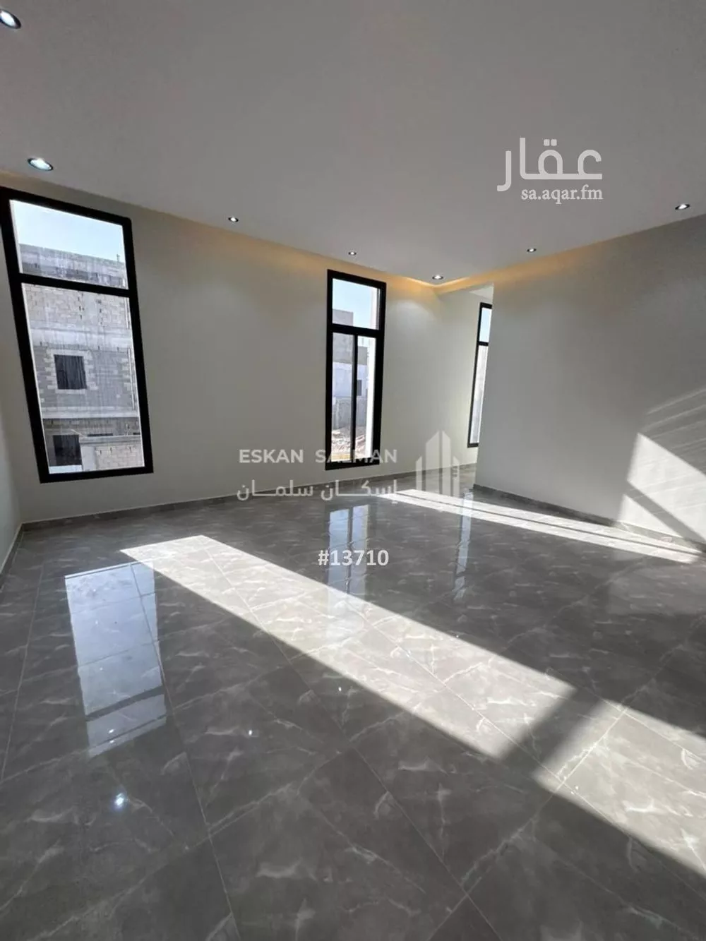 فيلا 10 غرف في النظيم 5