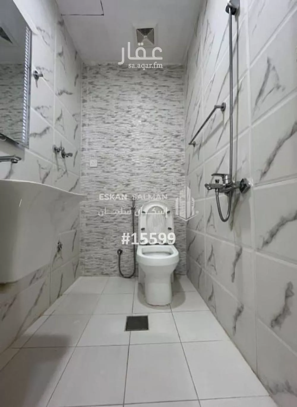 شقة 5 غرف في البحيرات 2