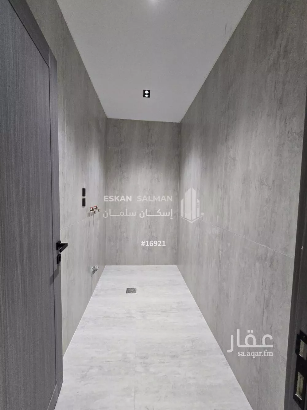 فيلا 9 غرف في الشراع 4