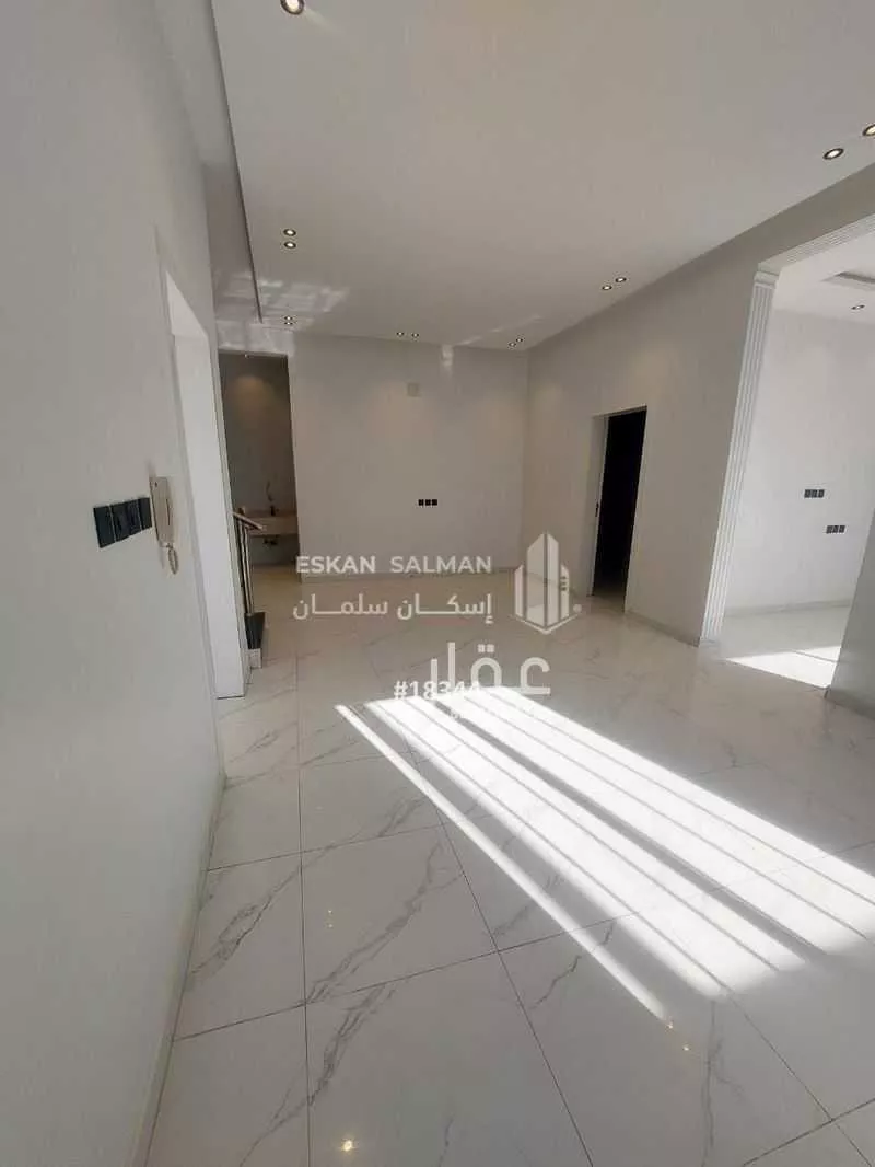4 bedroom villa in Al Janadriyah 5