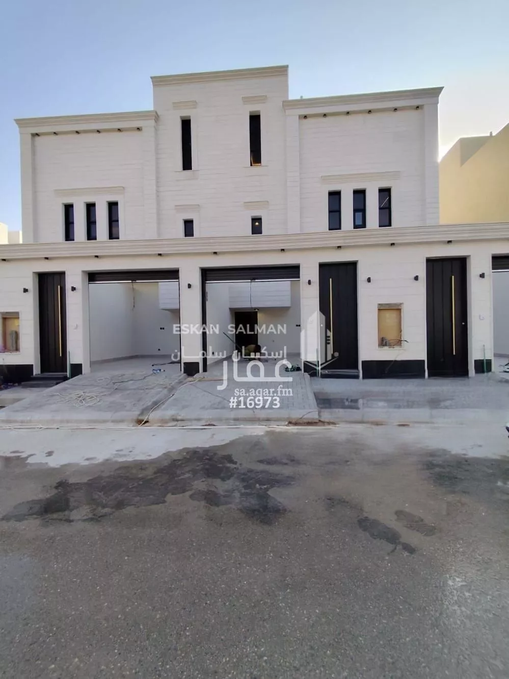 فيلا 8 غرف في عكاظ 1