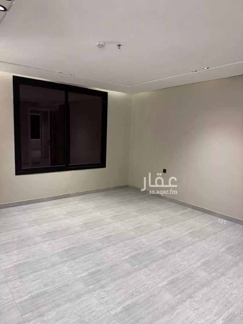 شقة 5 غرف في الحمرا 2