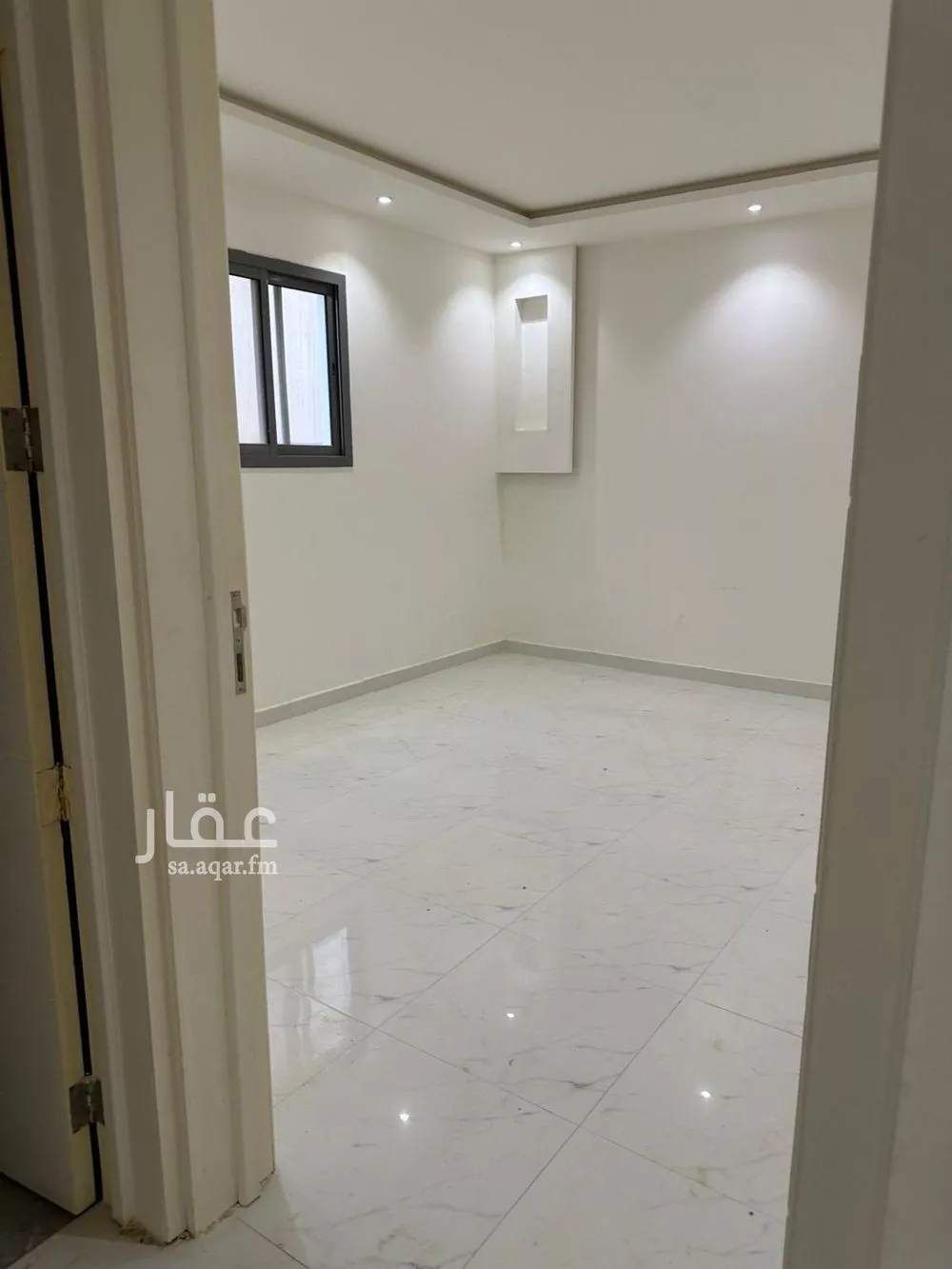 فيلا 9 غرف في طويق 5