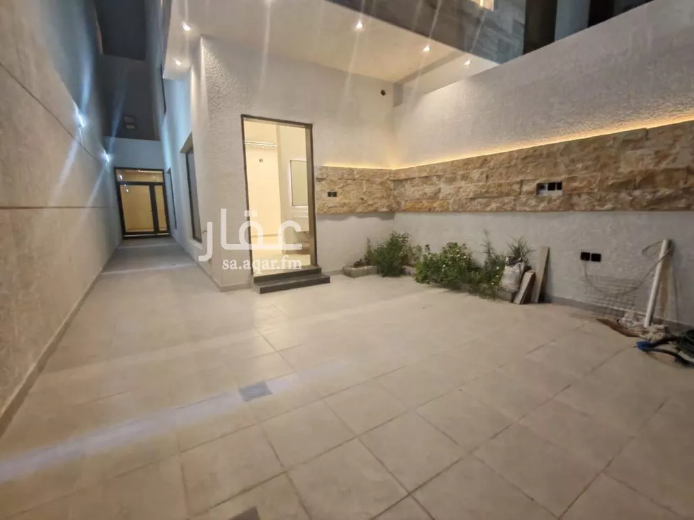 6 bedroom floor in Tuwaiq 4