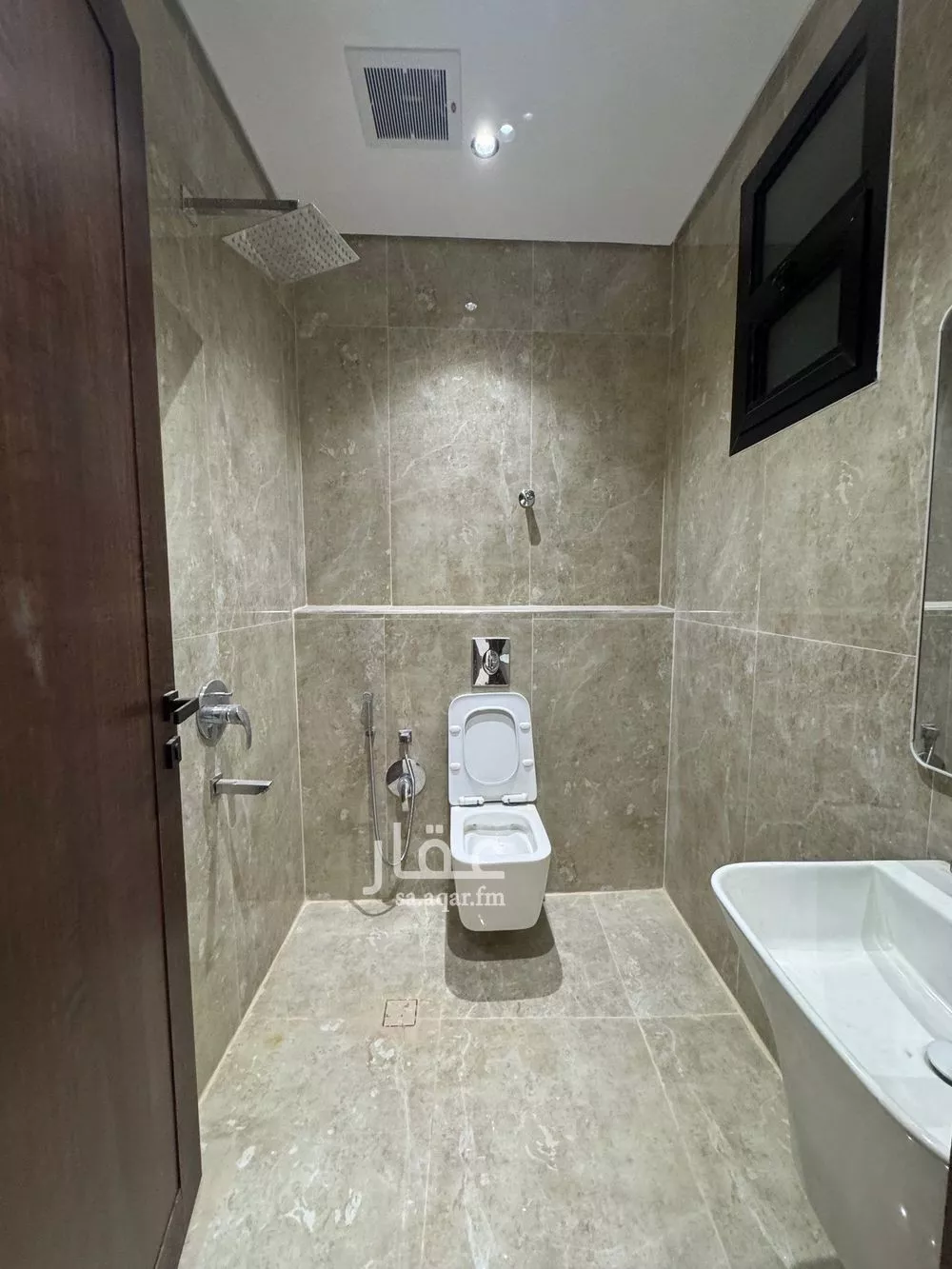 6 bedroom villa in Al Mahdiyyah, Riyadh 15