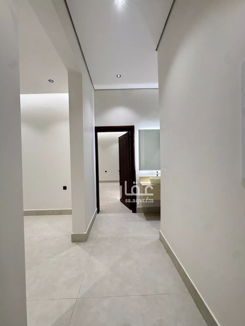 4 bedroom apartment in Dhahrat Laban, Riyadh 5