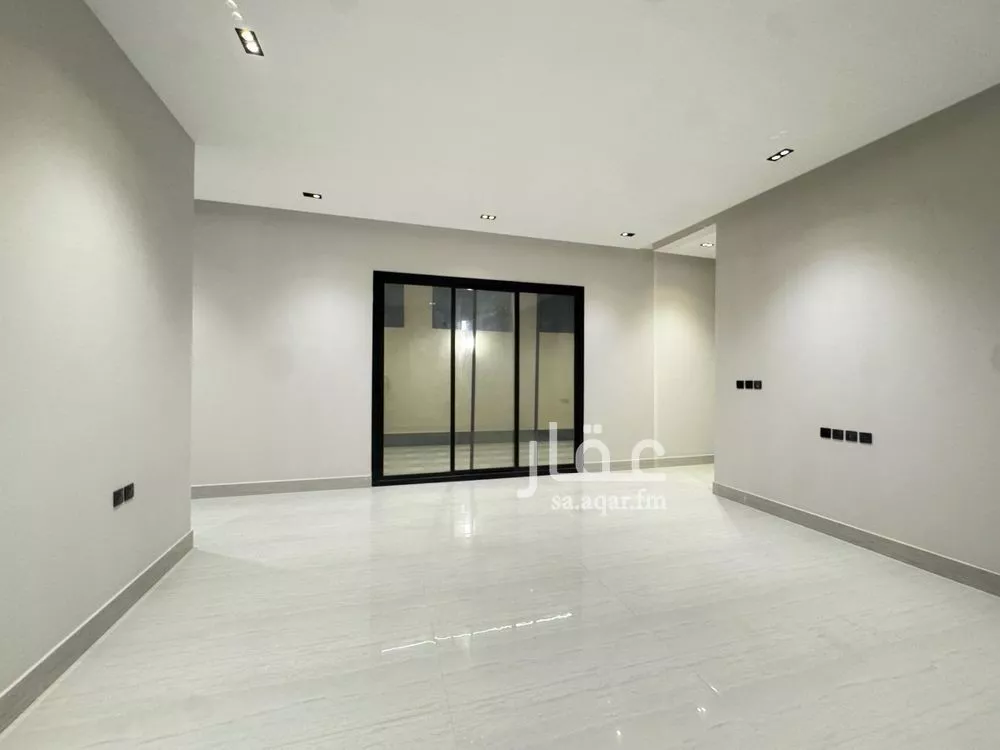 فيلا 6 غرف في المهدية 4