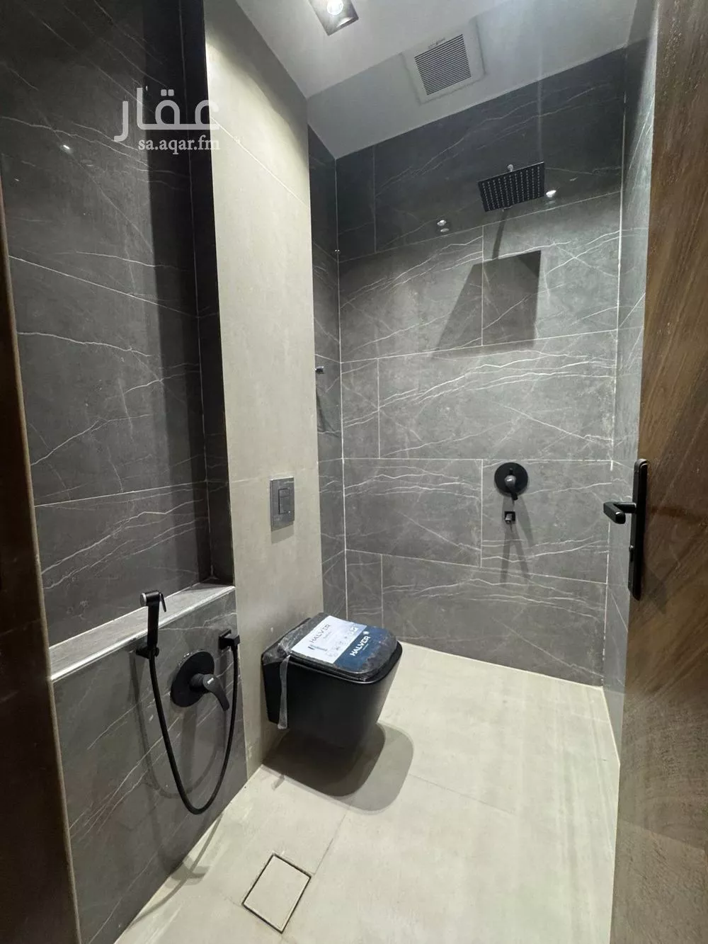 5 bedroom floor in Al Uraija Al Gharbiyah 4