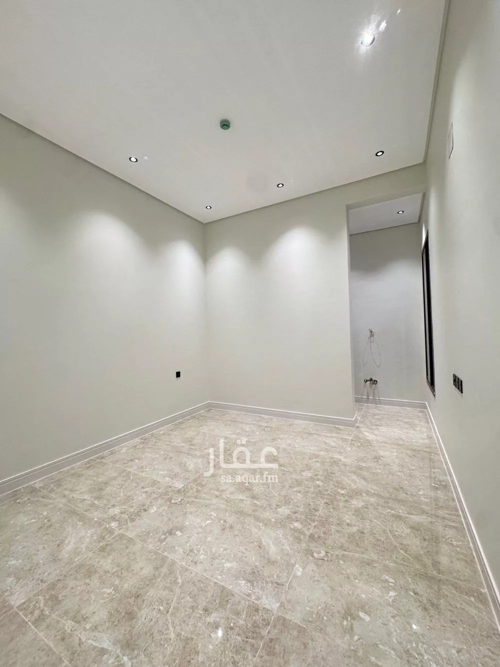 5 bedroom apartment in Al Mahdiyyah, Riyadh 6