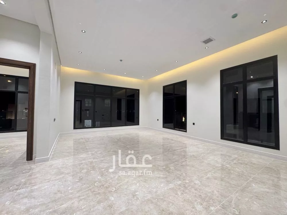 5 bedroom apartment in Al Mahdiyyah, Riyadh 16