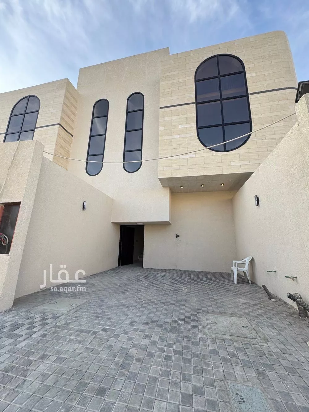 4 bedroom floor in As Suwaidi Al Gharabi 2